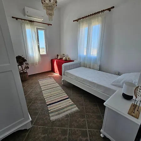 Apartment Blue And White View Sarakiniko (Paros)