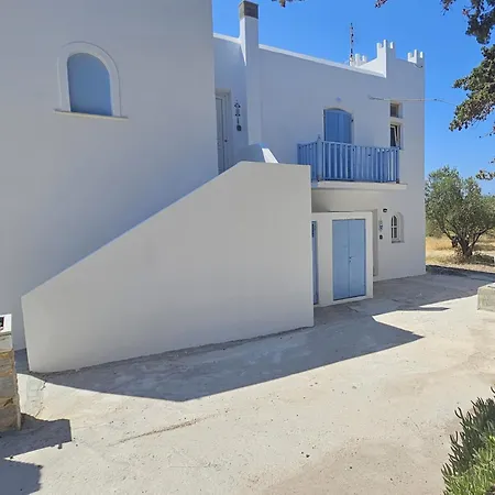 Blue And White View * Sarakíniko