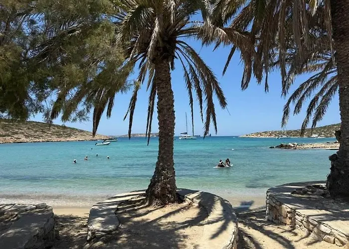 Blue And White View Sarakíniko