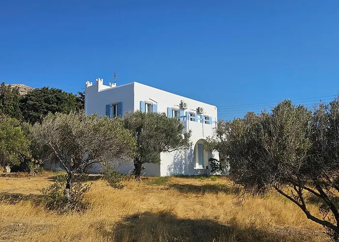 Blue And White View Sarakíniko